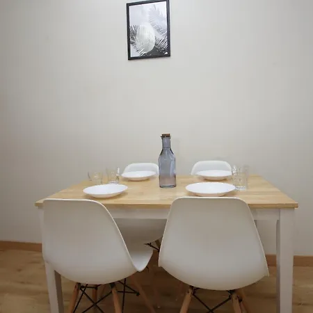 Piso De 4 A Un Paso Del Centro De アパート *